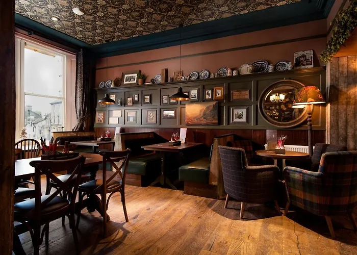 The - The Collection Group آمبيلسايد